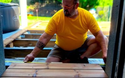 Aménager une terrasse en bois traité : le confort du salon, au cœur du jardin